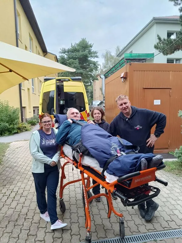 Sanitka naděje – fotografie 1