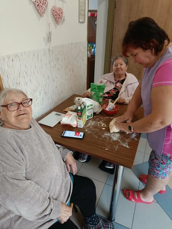 Pečení milostí – fotografie 1
